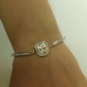 New Silver bracelet with Swarovski crystal
